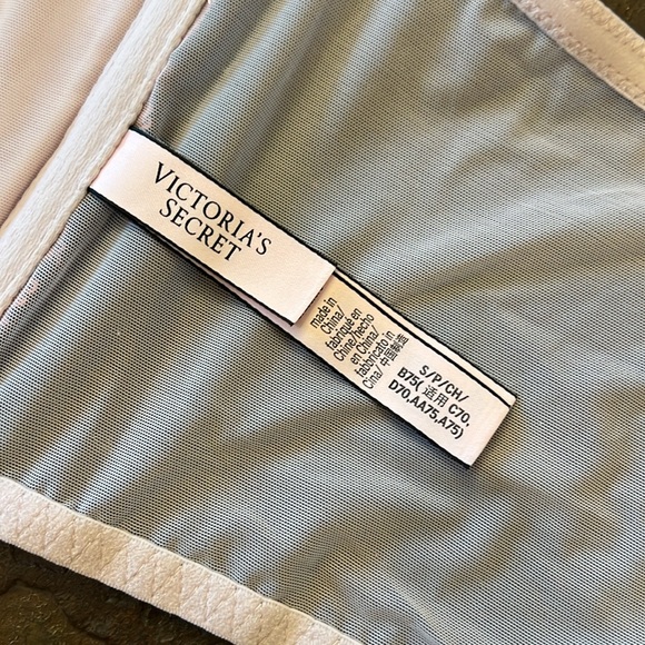 Victoria’s secret pink sequin bustier crop top - Picture 6 of 8